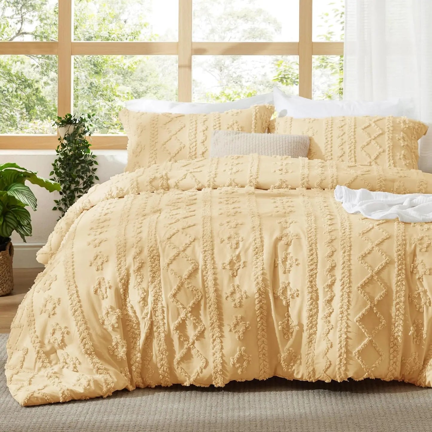 Boho Quilted 3-Piece Bedding Set with Pillow Shams